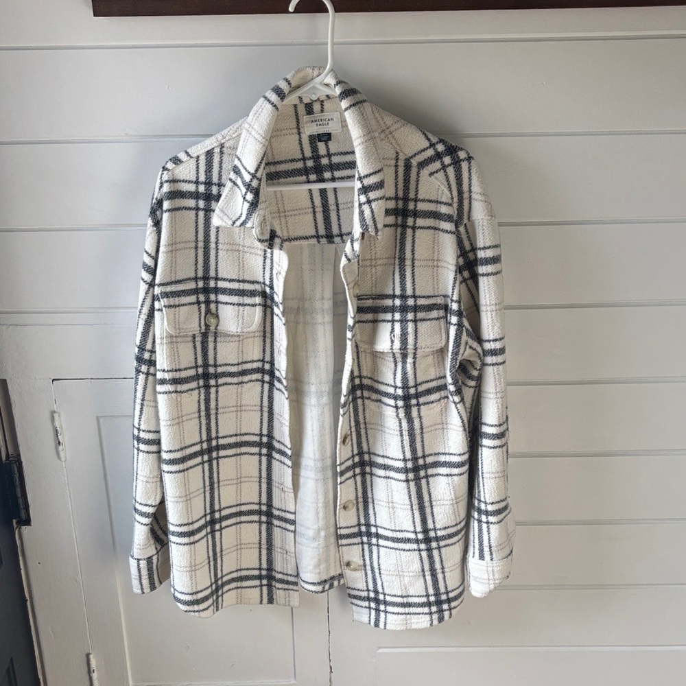 American Eagle Outfitters Cream & Grey Plaid Shacket